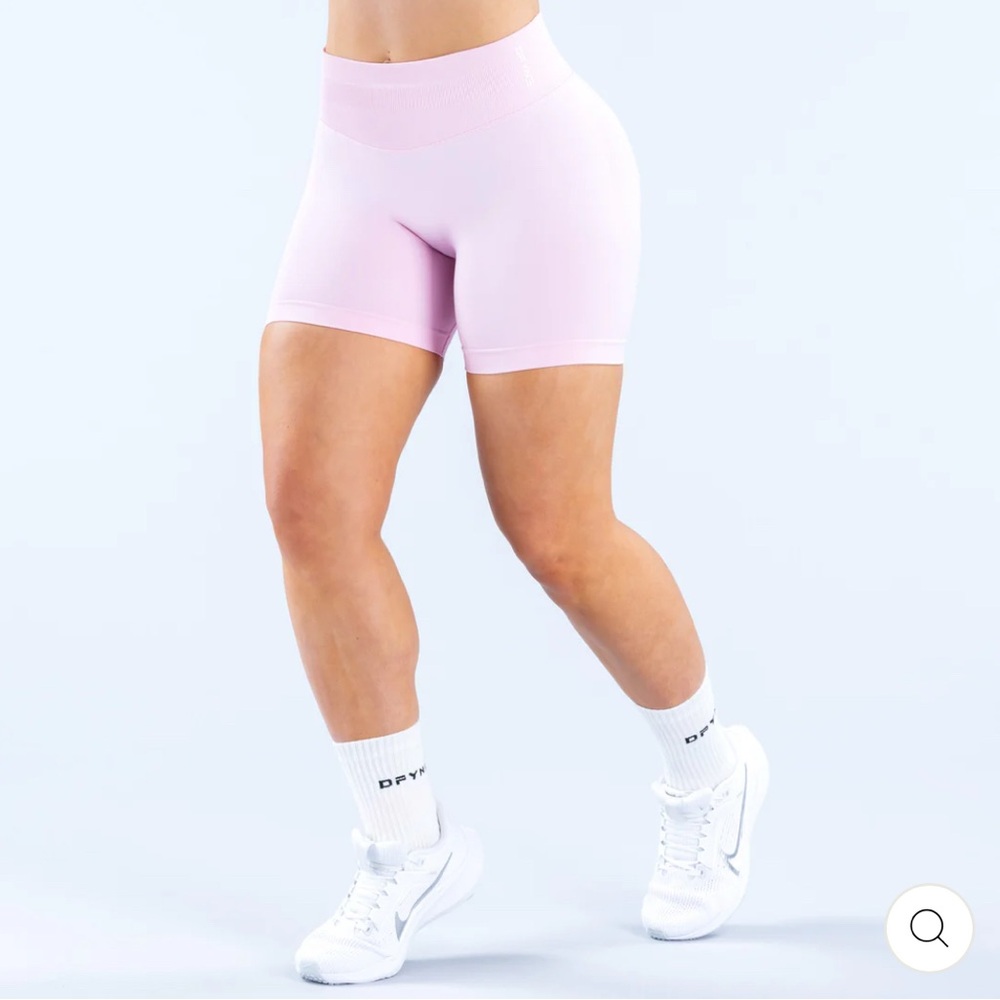 DFYNE Women's Light Rose Pink Impact Athletic Sculpt Shorts - NWT